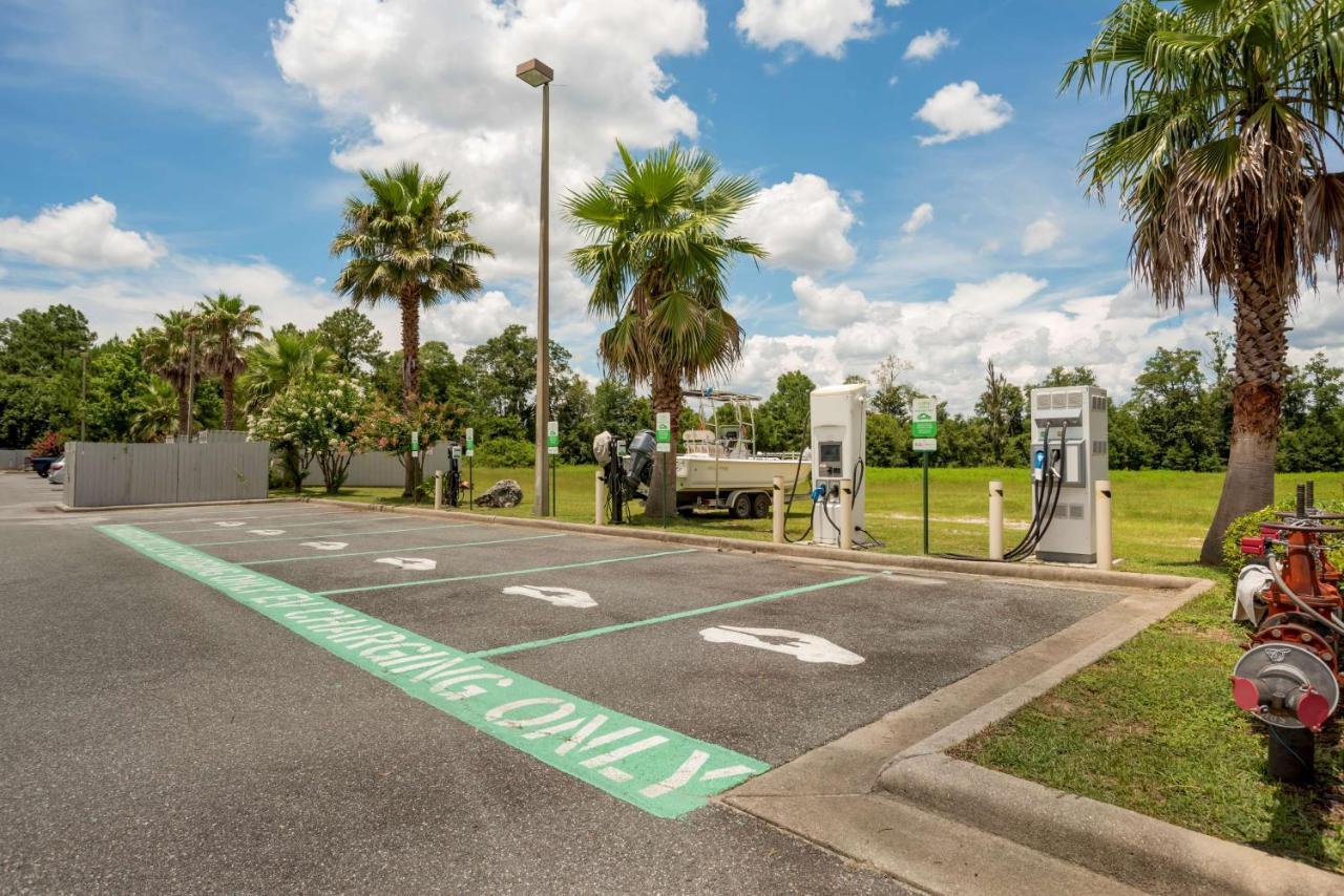 Best Western Wakulla Inn & Suites Crawfordville Exterior foto